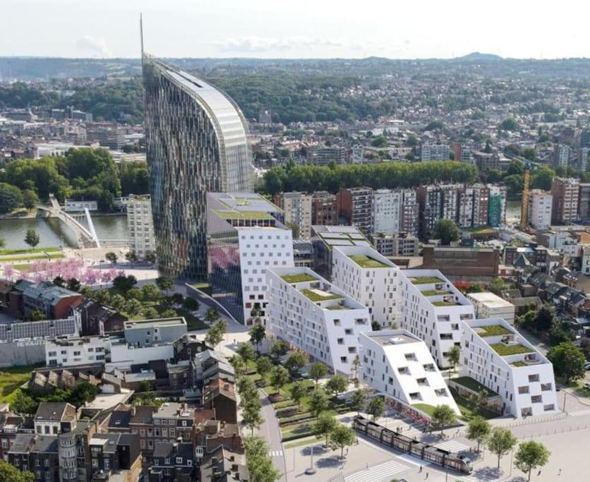 Paradis Express Neuf Face Aux Guillemins Liege Exterior photo