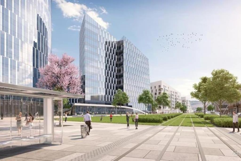 Paradis Express Neuf Face Aux Guillemins Liege Exterior photo